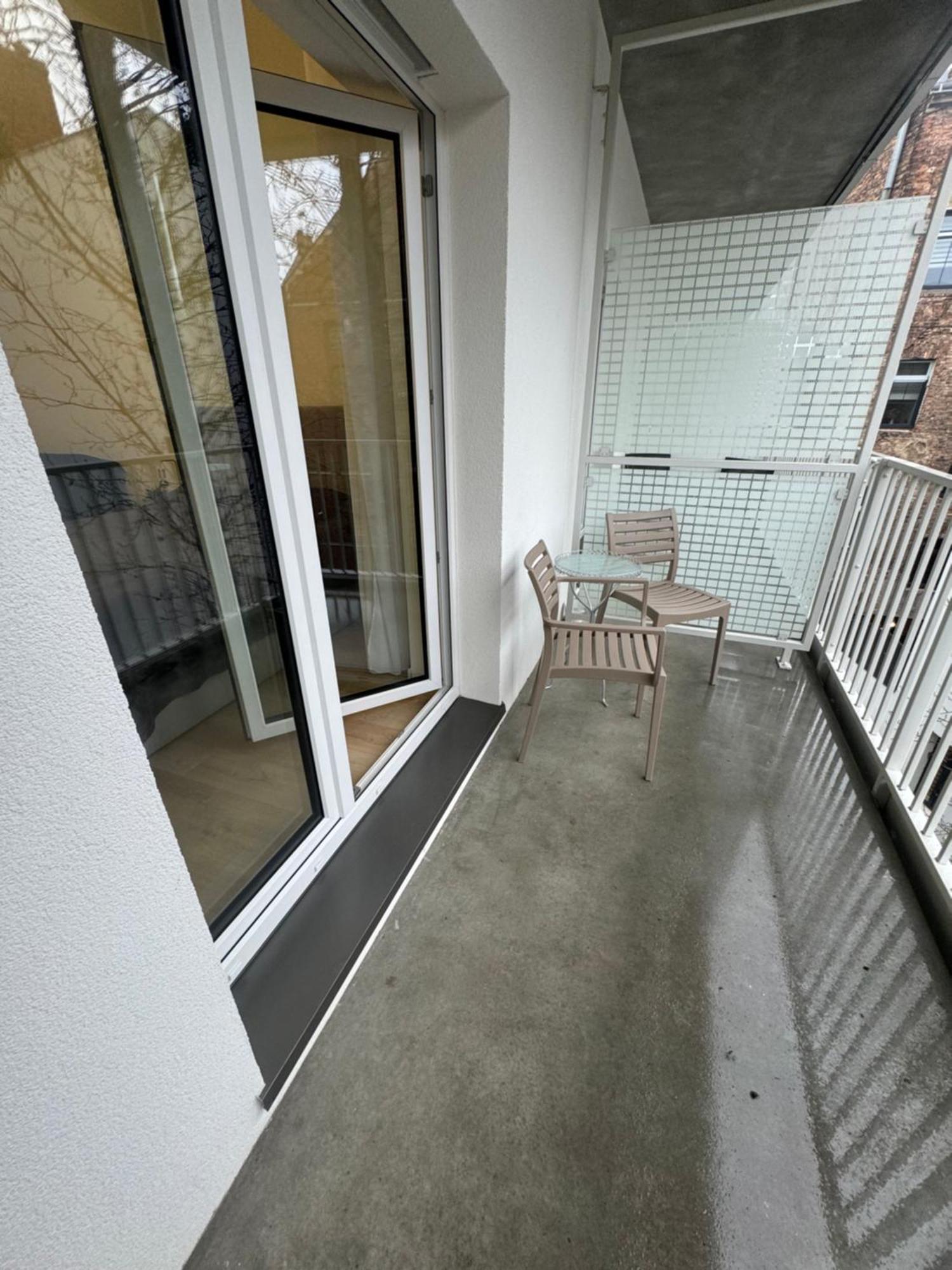 Apartament Przy Placu Wolnosci Poznan Exterior photo
